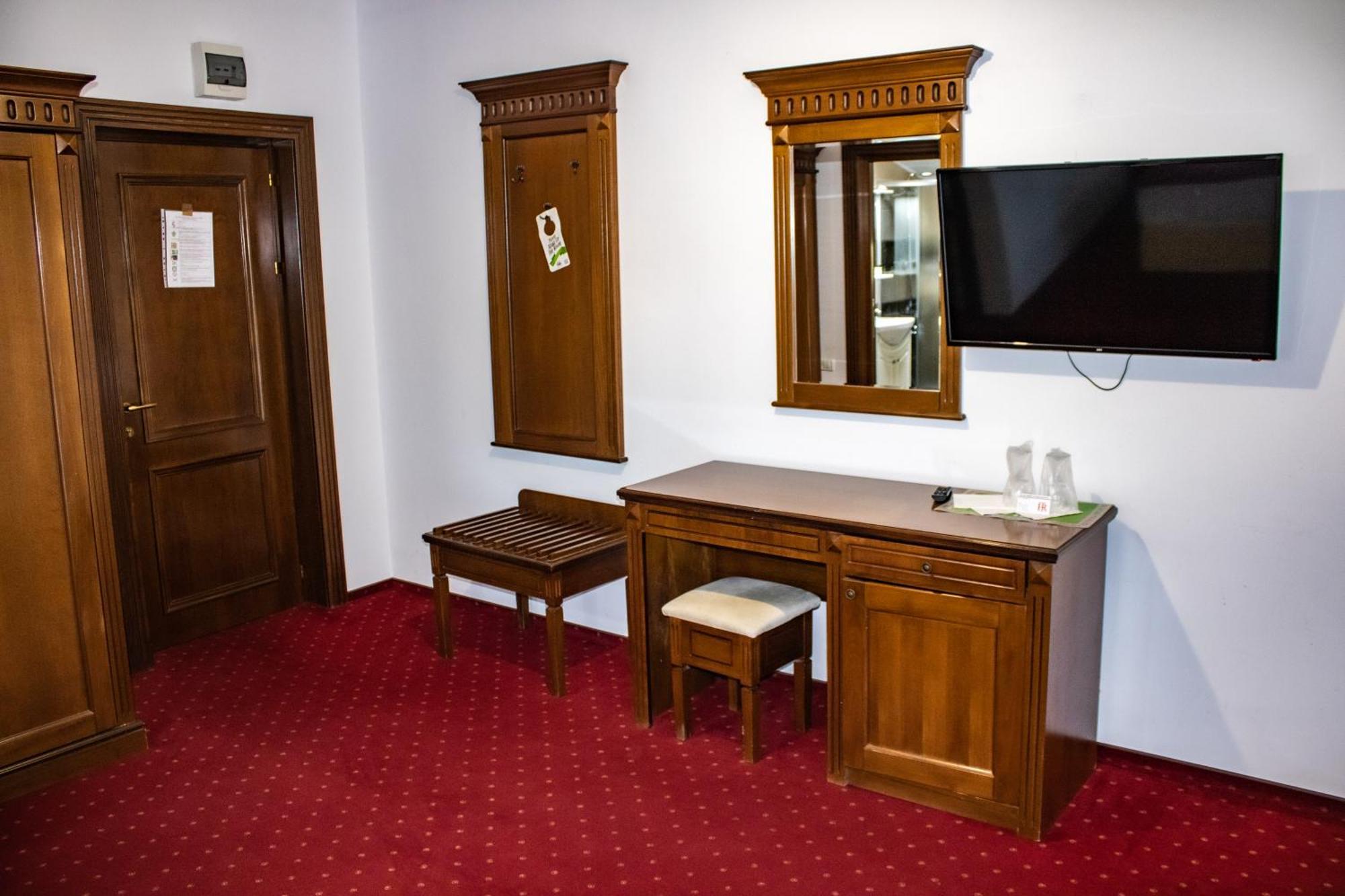 Hotel Rebis Brăila Eksteriør bilde